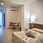 La 3* 캔델라